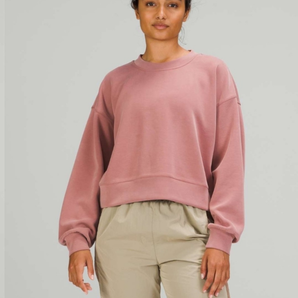 Lululemon Perfectly Oversized Cropped Crew- Size 6